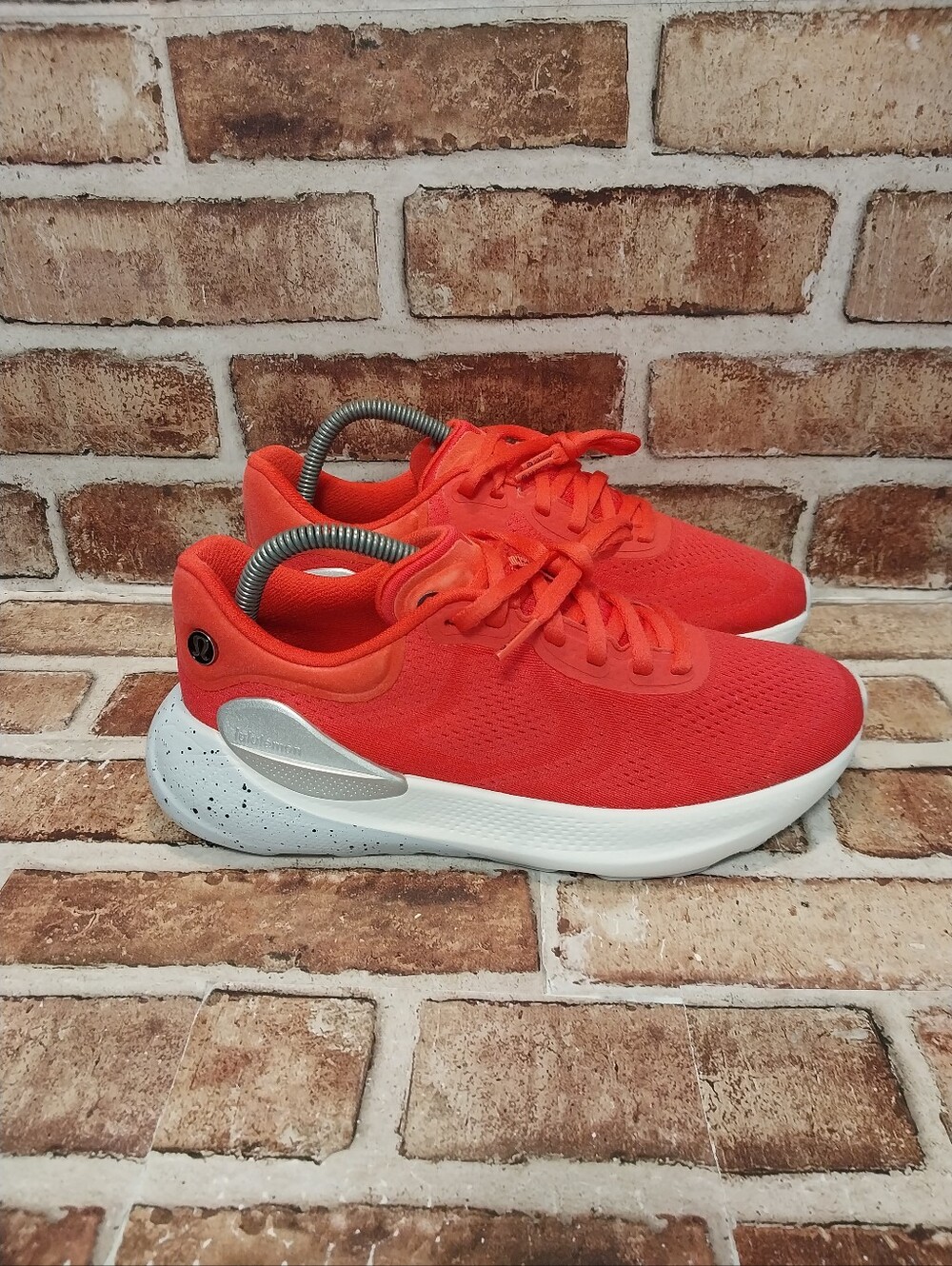 Pre-owned Lululemon Beyondfeel Running Shoes - Picture 2 of 12